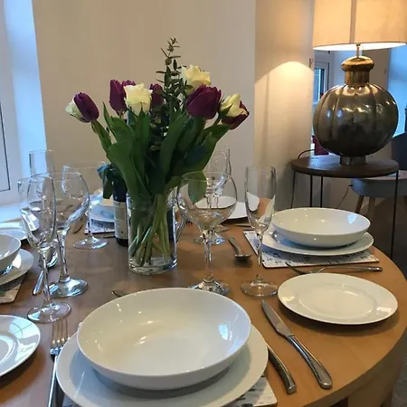 Canal View Bed & Breakfast *