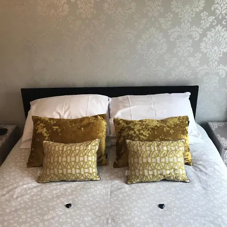Canal View Bed & Breakfast Bradford (West Yorkshire)